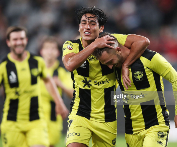 Western Sydney Wanderers 1-2 Wellington Phoenix: Nix qualify for playoffs with win in Sydney