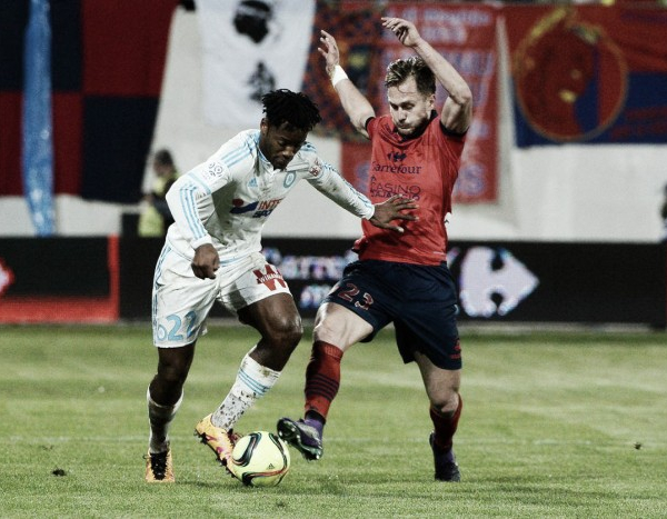 Marseille empata fora de casa com Gazélec Ajaccio em jogo adiado da Ligue 1