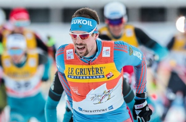 Tour de Ski, 3° tappa - Skiathlon: ancora Ustiugov, Sundby è secondo, Cologna completa il podio