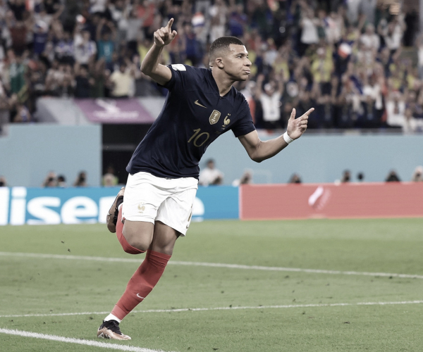 Mbappé marca dois, França bate Dinamarca e é primeira seleção classificada às oitavas da Copa