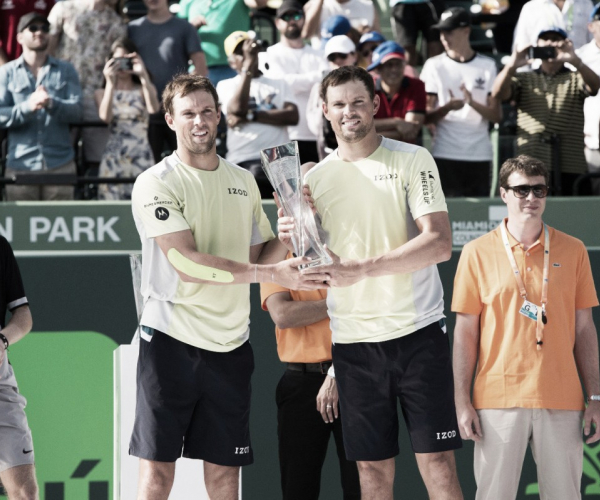 ATP Miami: Bryan Brothers fight back to win title over Khachanov/Rublev