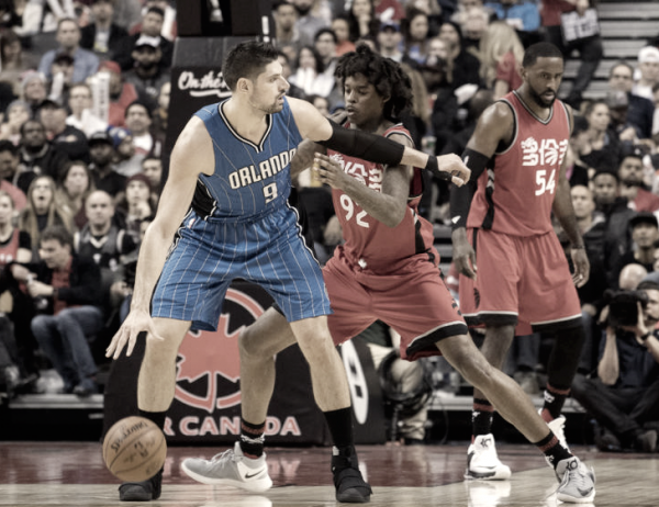 NBA - Orlando rimonta Toronto, Golden State rischia contro Portland