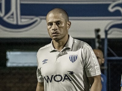 "Equilíbrio muito grande", analisa Alex após derrota do Avaí para Criciúma