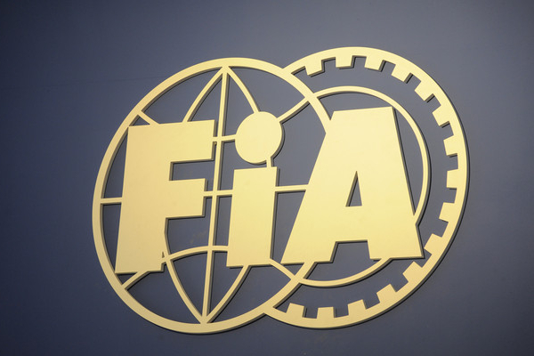 Enquête disciplinaire de la FIA contre Mercedes et Ferrari