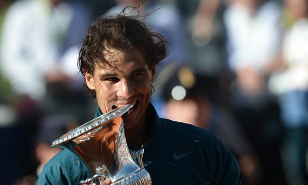 Federer mord la poussière, Nadal prêt pour Roland-Garros