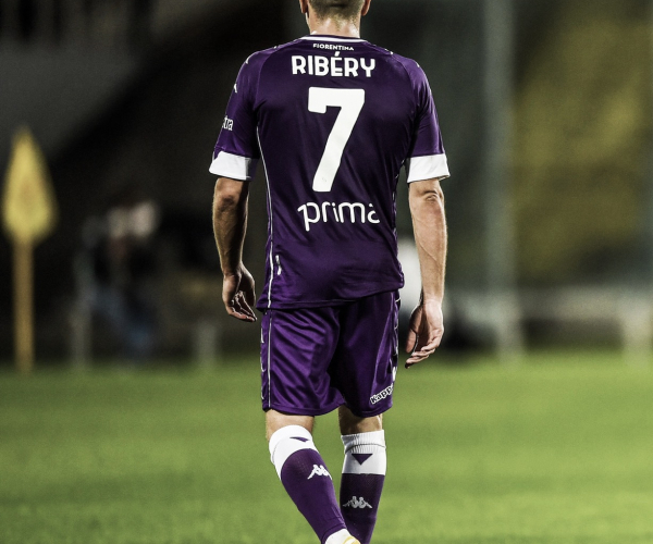 Sem clube, Franck Ribéry é oferecido ao Freiburg