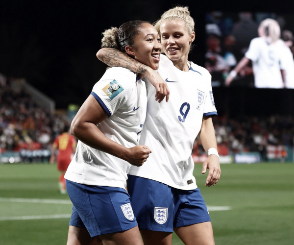 Inglaterra goleia China e avança para as oitavas de final da Copa do Mundo Feminina