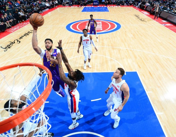I 38 punti di Anthony Davis guidano i Pelicans alla vittoria sui Pistons; i Clippers si impongono con una grande prova corale
