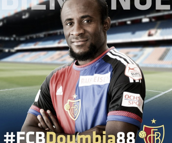 Após passagens por Roma e Newcastle, atacante Doumbia acerta ida para o Basel