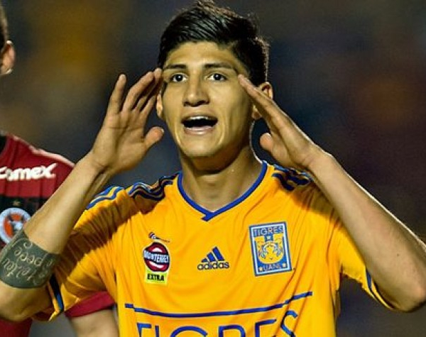 Alan Pulido Has Sights On Colorado Rapids But Must Overcome Obstacles