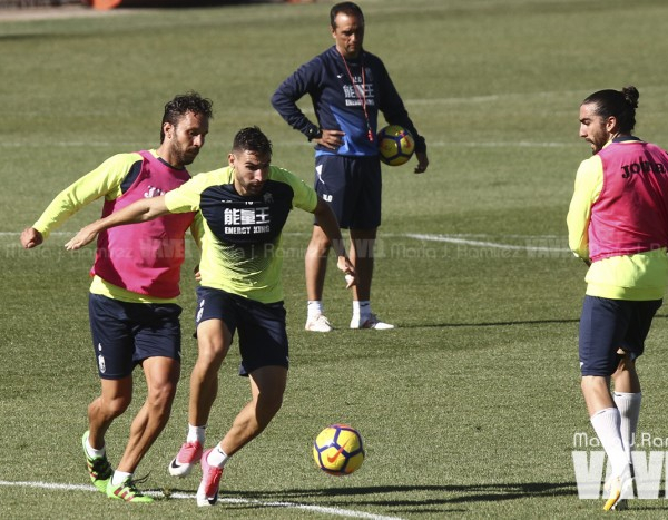 Una defensa del Granada CF inédita para medirse al Lorca