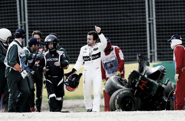 Alonso elogia segurança da F1, diz que teve sorte e classifica acidente como ''incidente de corrida''