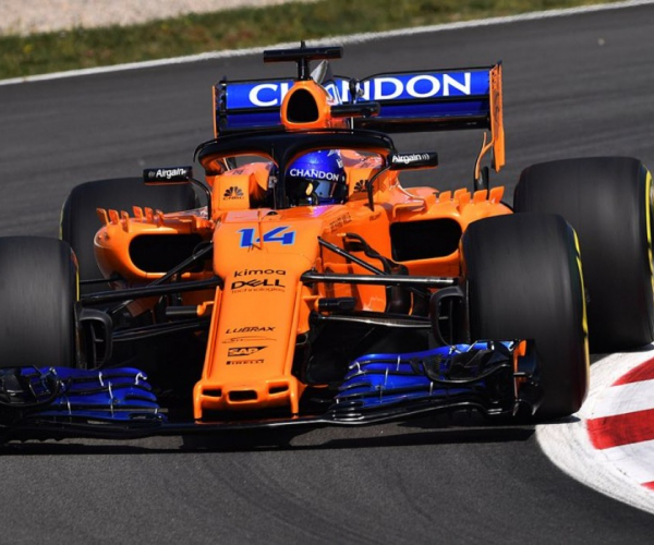 F1, Gp di Spagna - Alonso contento degli aggiornamenti McLaren: "Puntiamo alla Q3, la macchina è migliorata"
