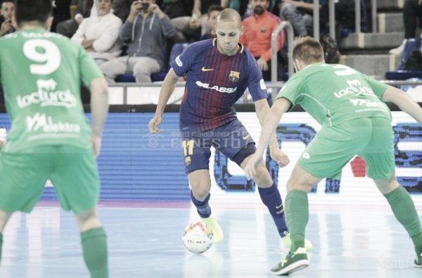 Barça Lassa y Osasuna Magna empatan en una oda al fútbol sala