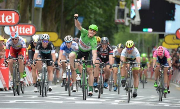 Tour de France, 5^ tappa: Greipel concede il bis ad Amiens. Tony Martin conserva la maglia gialla