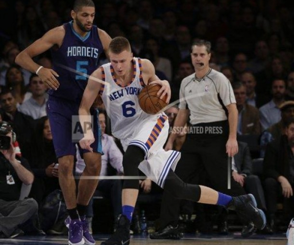 New York Knicks Improve to 6-6 After 102-94 Victory Over Charlotte Hornets