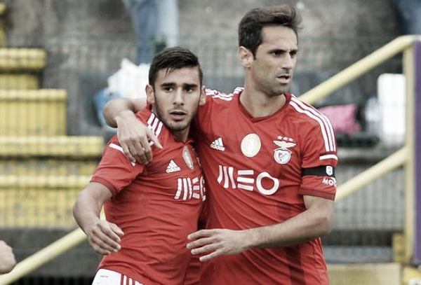 Benfica segue em frente contra Moreirense sem ritmo