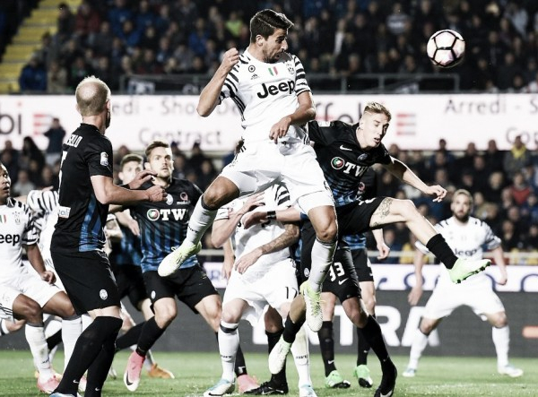 Atalanta-Juve 2-2, le pagelle bianconere: Buffon salvatore, Dani Alves in stato di grazia. Ma...