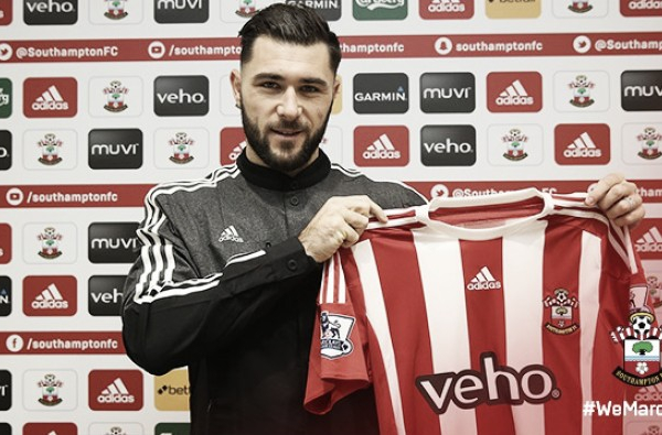 Southampton sign Charlie Austin from QPR
