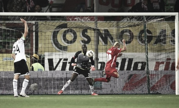 Cesena 0-2 Bari: Galletti prevail in top of table clash