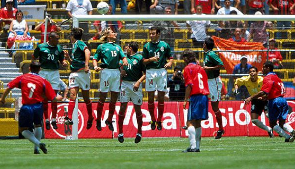Costa Rica, doce años sin poder vencer a México en eliminatorias