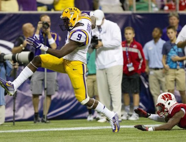 LSU Swamps Sam Houston State 56-0 In Home Opener