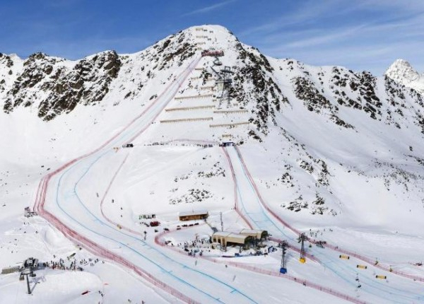 Sci alpino, St. Moritz: cancellati superG e combinata alpina