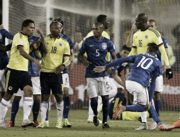 Il Brasile fa la vittima. Follia Neymar: "Sono io ad aver preso un pugno..."