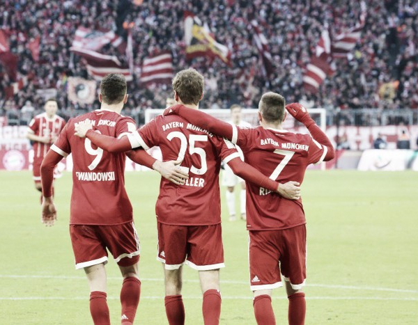 El Bayern Múnich sufre, pero como suele pasar, gana de local