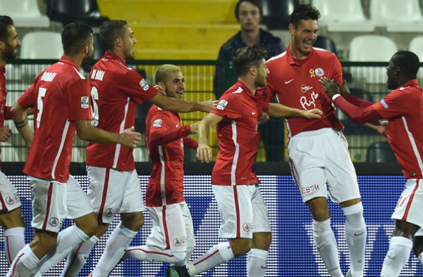 Serie B: il Bari dice "Basha" alle critiche, Carpi battuto 2-0