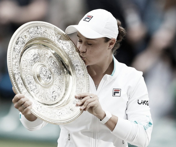 Barty relembra Evonne Goolagong e divide méritos com equipe após título de Wimbledon