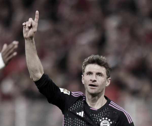 Bayern de Munique goleia Union Berlin em noite histórica para Thomas Müller