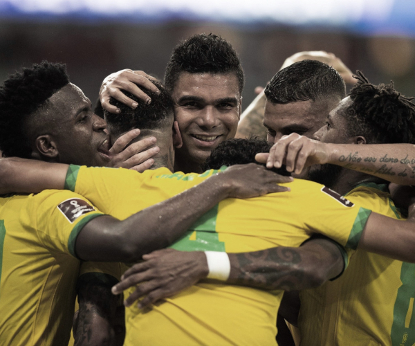 Seleção Brasileira faz lição de casa e goleia Chile no Maracanã