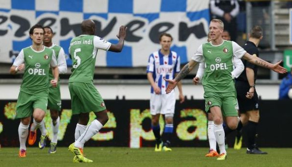 El Feyenoord conquista el Abe Lenstra de Heerenveen
