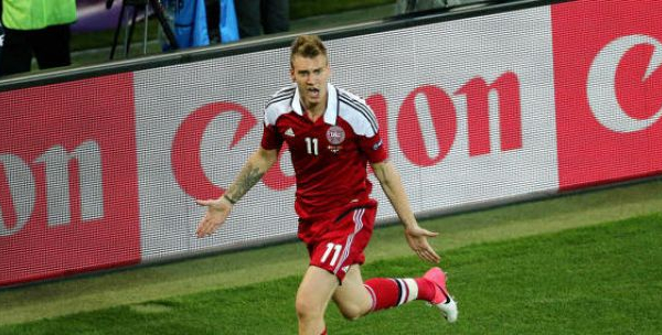 Danemark - USA: Ni"classe" Bendtner fait gagner les siens !