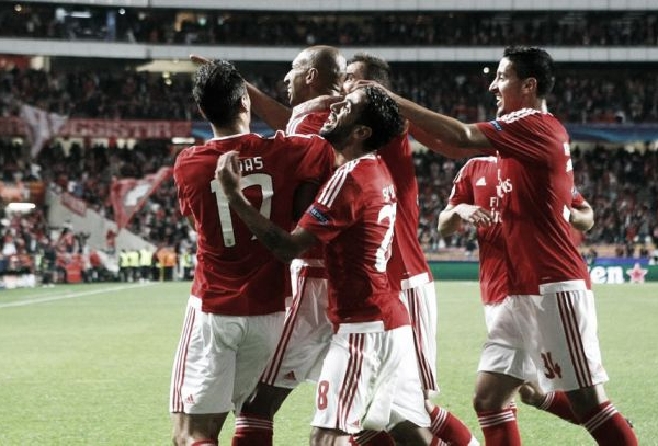 Consistência, solidez e solidariedade - eis o Benfica da 'Champions'