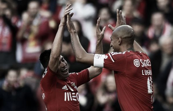 Em dia de festa, Benfica encanta (e goleia)