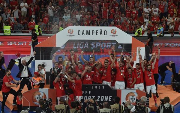 Benfica sagra-se campeão nacional de futsal