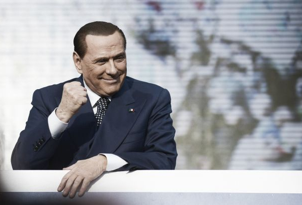 Berlusconi: "Closing con Bee entro Natale. Ho fiducia assoluta in Mihajlovic"