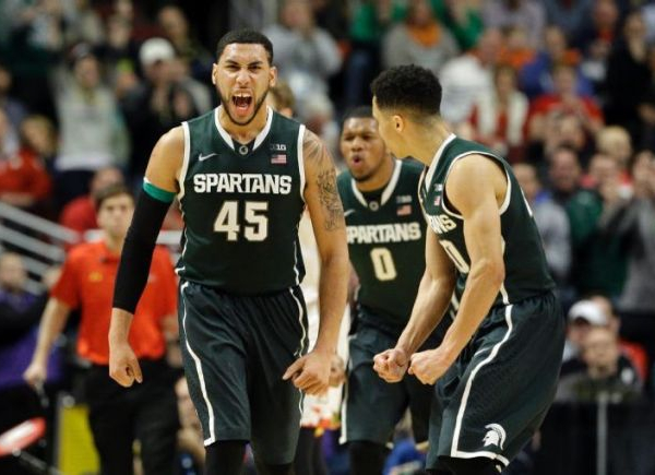 Michigan State Spartans - Wisconsin Badgers Live Scores and Results of 2015 Big Ten Championship