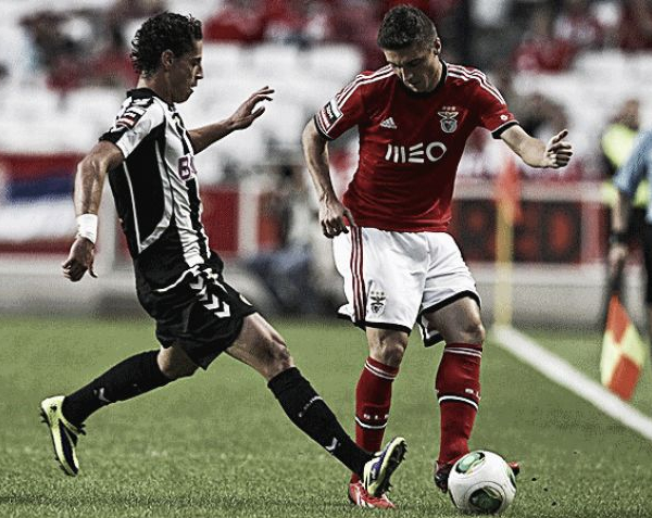 Nacional e Benfica discutem pontos na Madeira