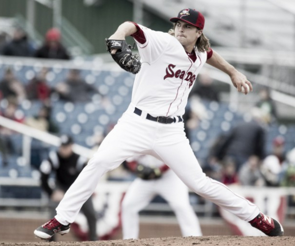 Red Sox lefty prospect Jalen Beeks shines in season debut