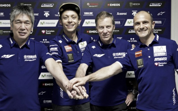 Valentino Rossi rinnova con Yamaha: altri due anni in MotoGP