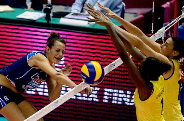 Volley femminile - L'Italia inizia il suo World Grand Prix cedendo al Brasile