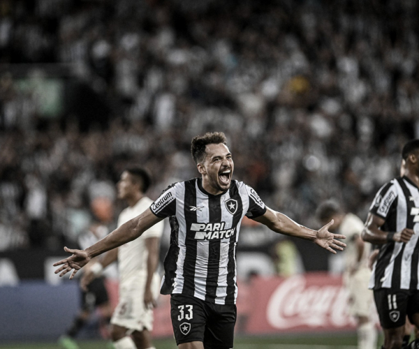Botafogo vence Universitario e embola Grupo D da Libertadores