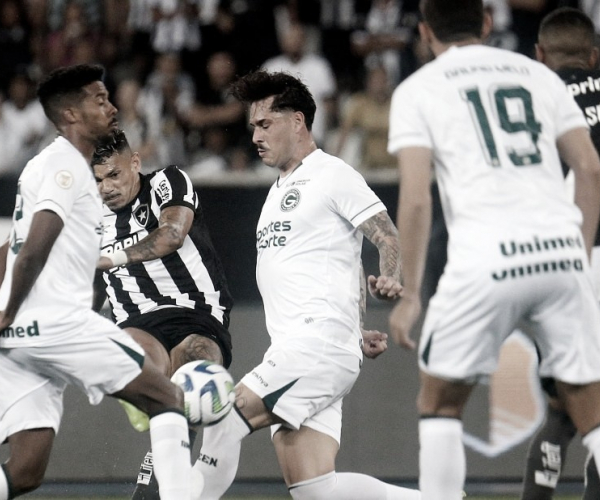 Botafogo empata com Goiás e mantém sequência negativa no Brasileirão