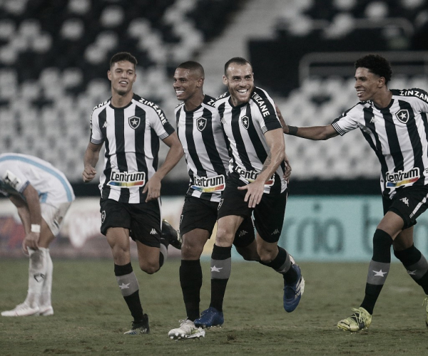 Gols e Melhores momentos de Botafogo x Macaé pelo Campeonato Carioca (4-0)