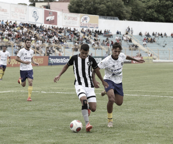 Botafogo vence São Carlos e se classifica para próxima fase da Copinha