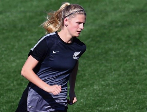 Katie Bowen Signs With FC Kansas City