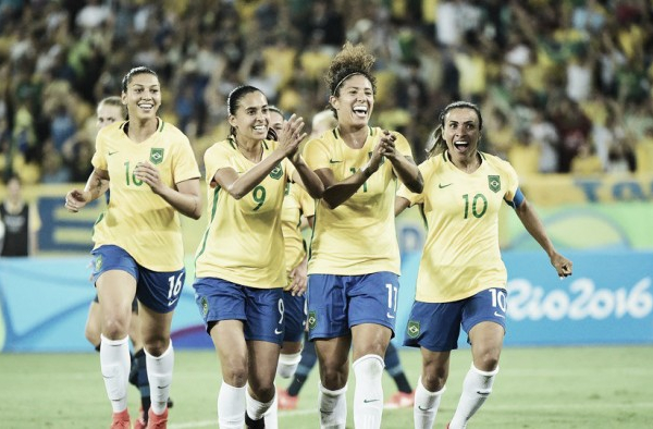 Brazil 5-1 Sweden: Hosts roll on with a thrashing